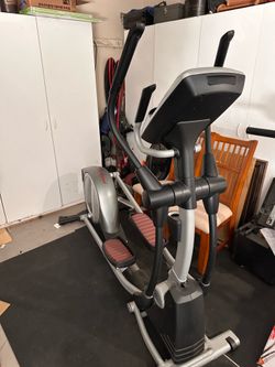 Elliptical pro-form, smart strider, three 935