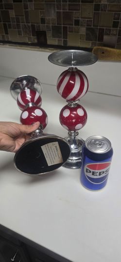 Candle pillars set $10 in Farmersville