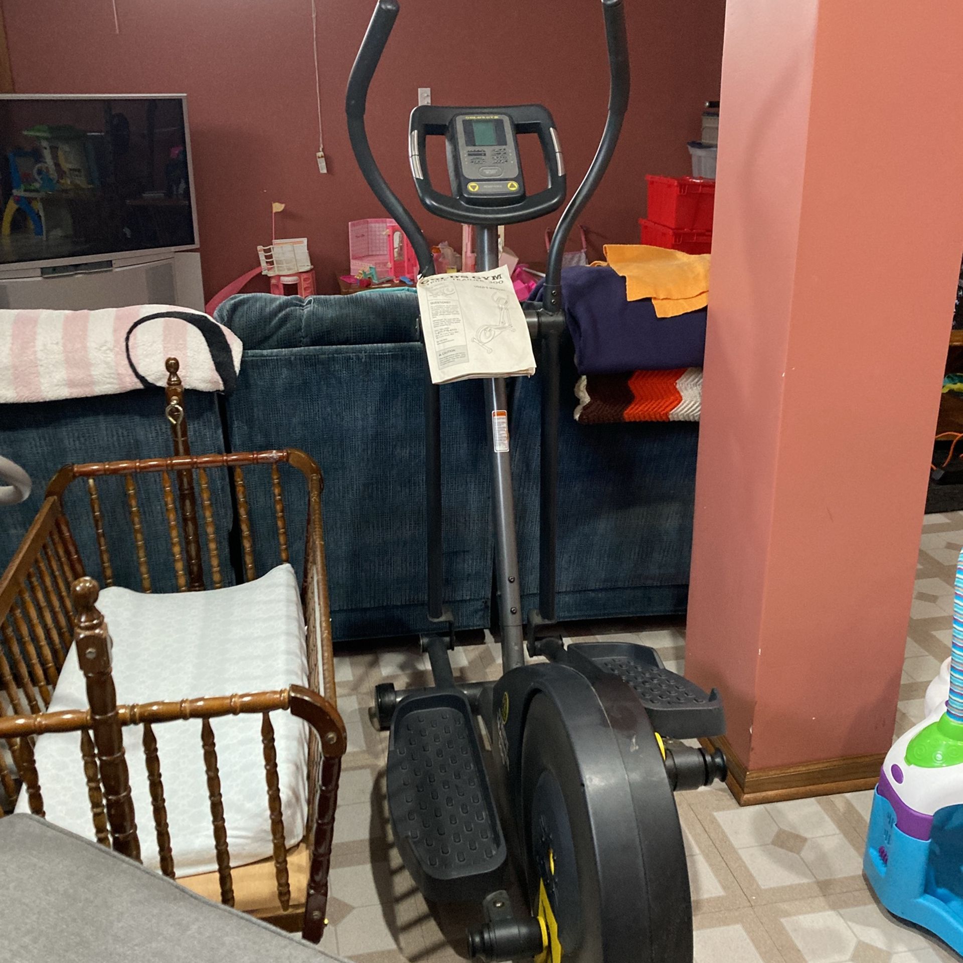 Gold gym elliptical