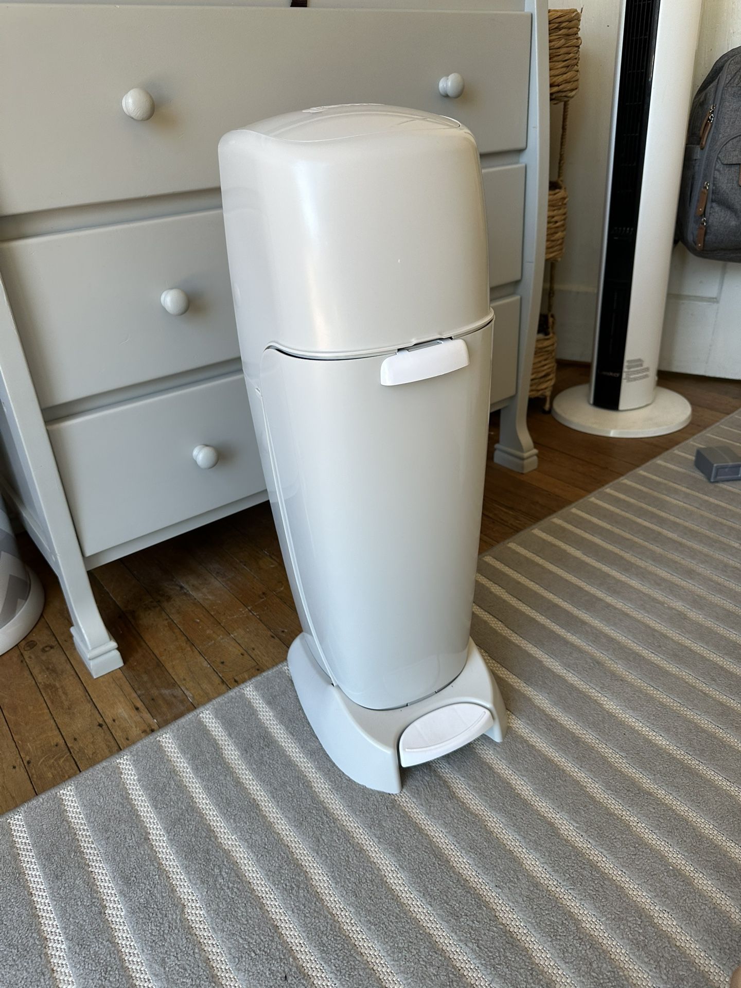 Genie Diaper Pail