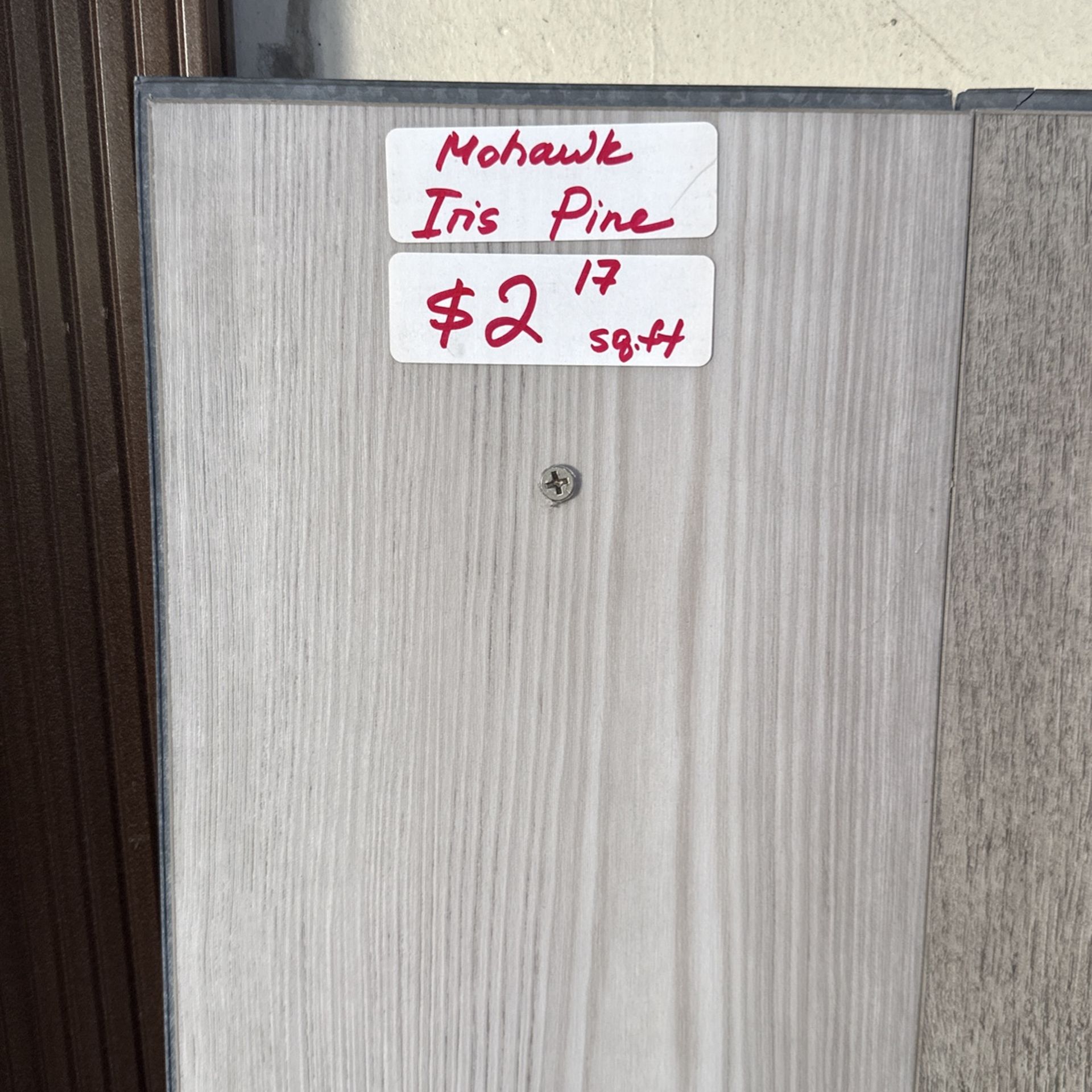 Vinyl Flooring Mohawk Iris Pine