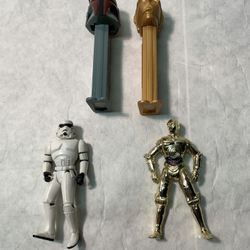 Star Wars Pez Dispensers, plus toy figurines (2)