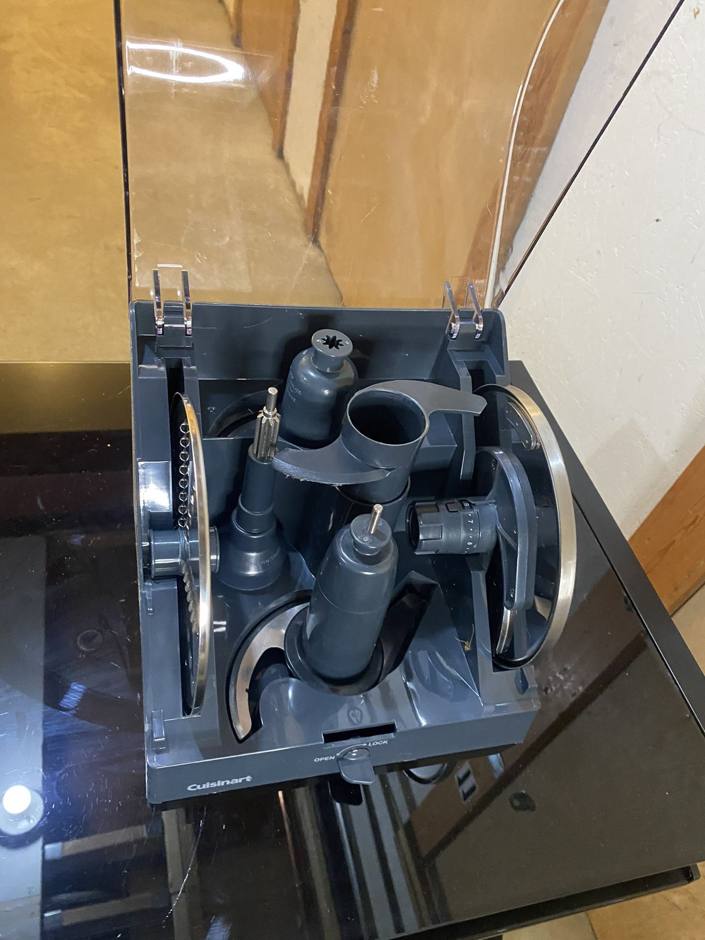 Cuisinart: Garage With All Attachments 