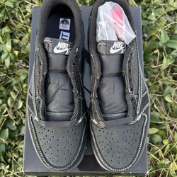 Travis’s Scott Phantom Dunks - Size 7 - Deadstock - OG Box 