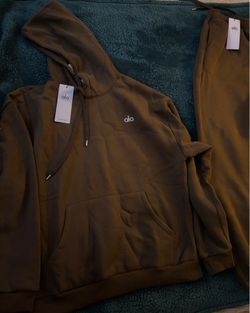 Brand new Brown Alo Full set XL