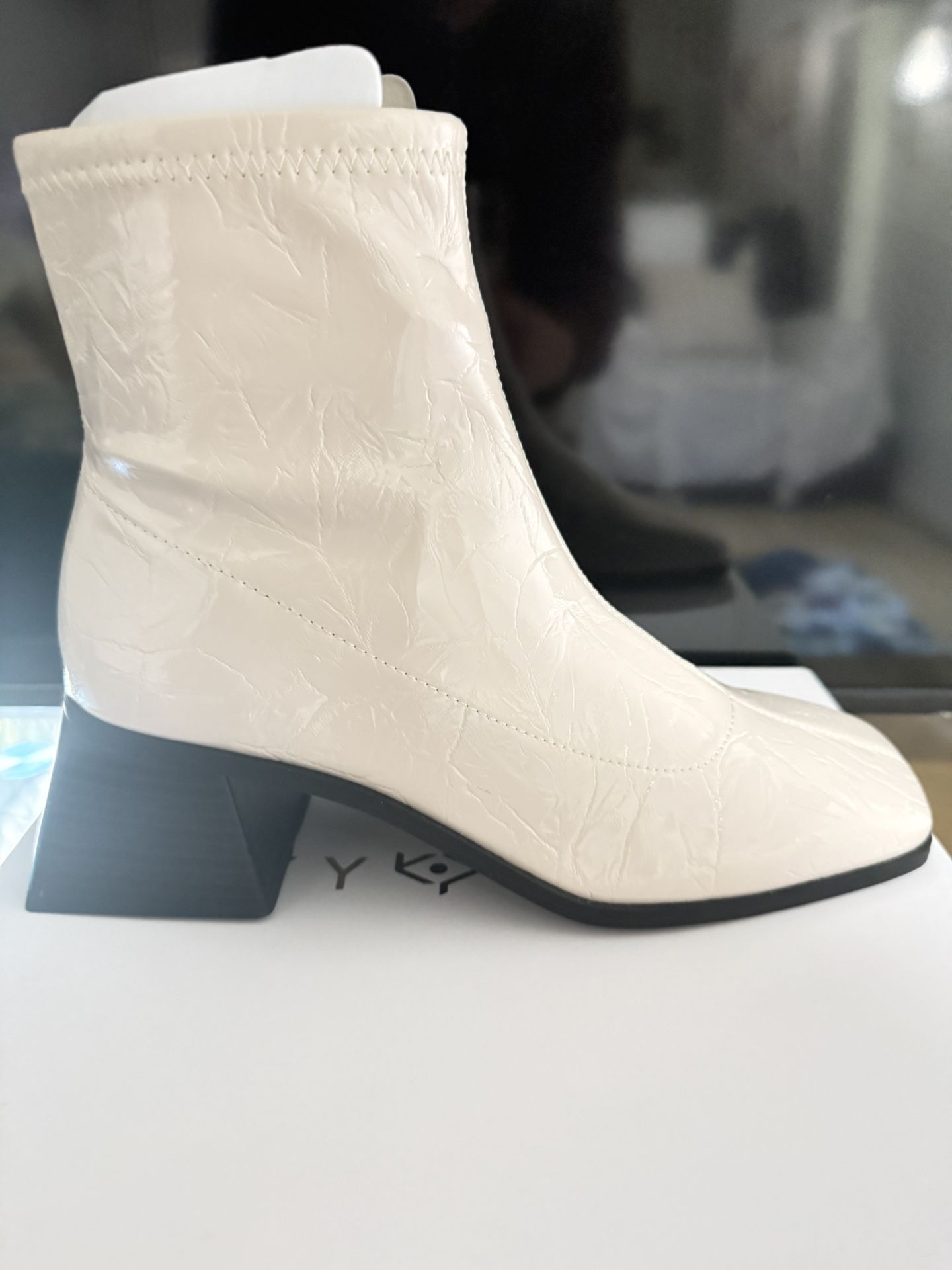 Ankle Boots Cream color 