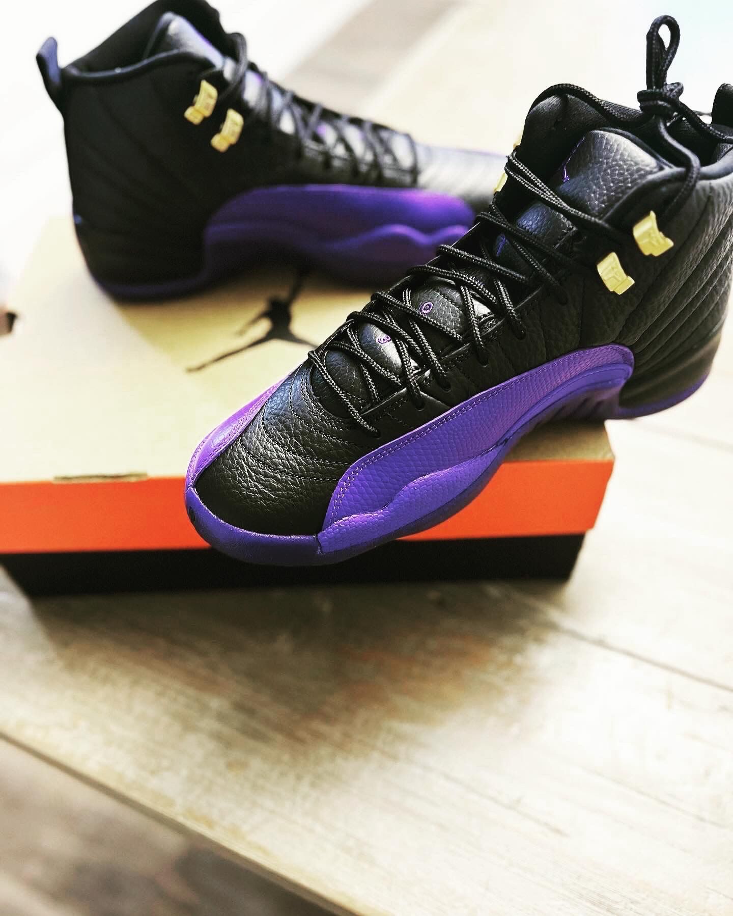 Jordan 12 Retro "Field Purple"