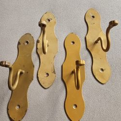 $5.00 - Vertical Metal Hook Hardware, Set Of 4!  Easily Paintable Any Color!  8" x 2" - Sold As Set!