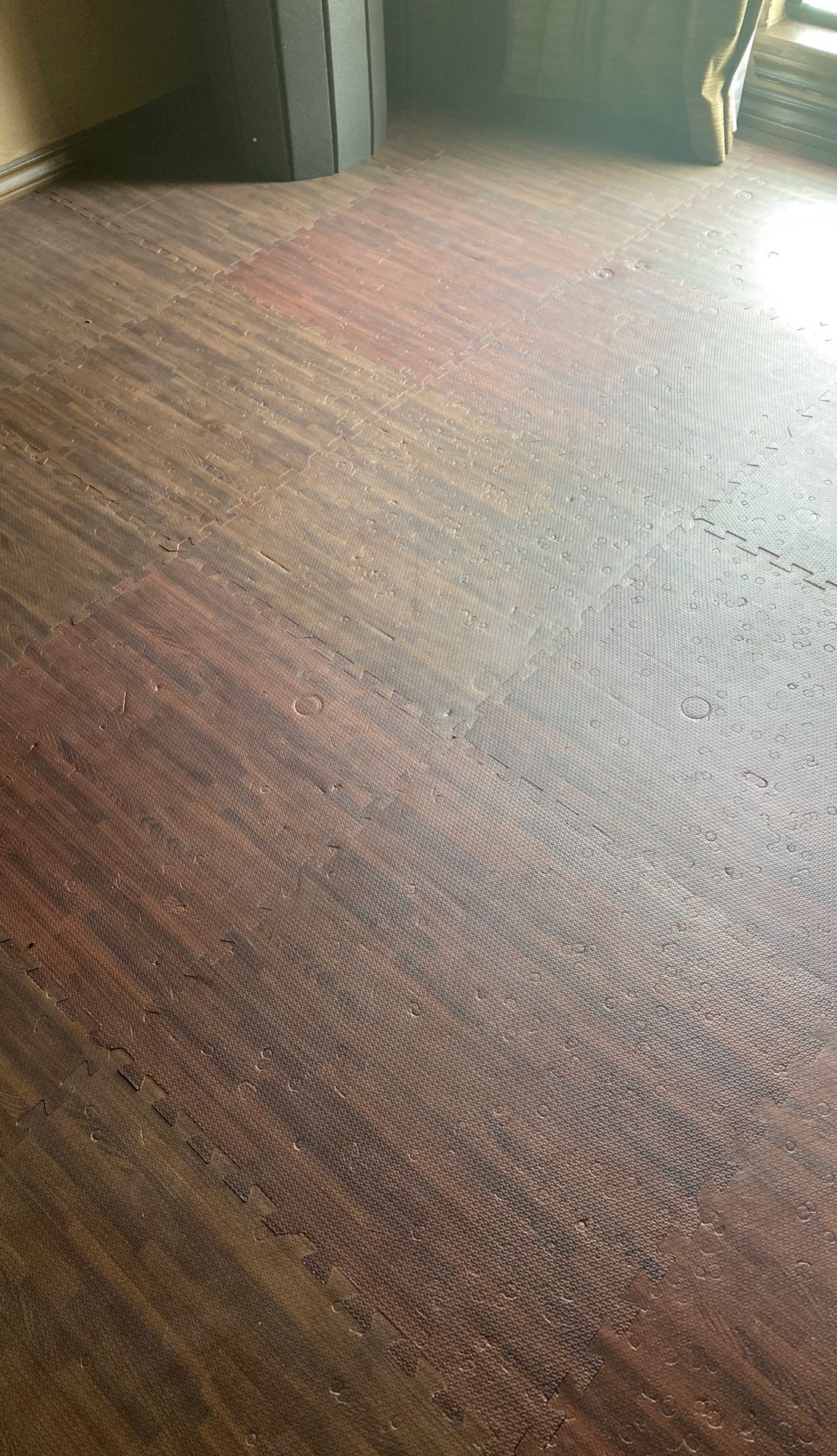 Foam floor pieces
