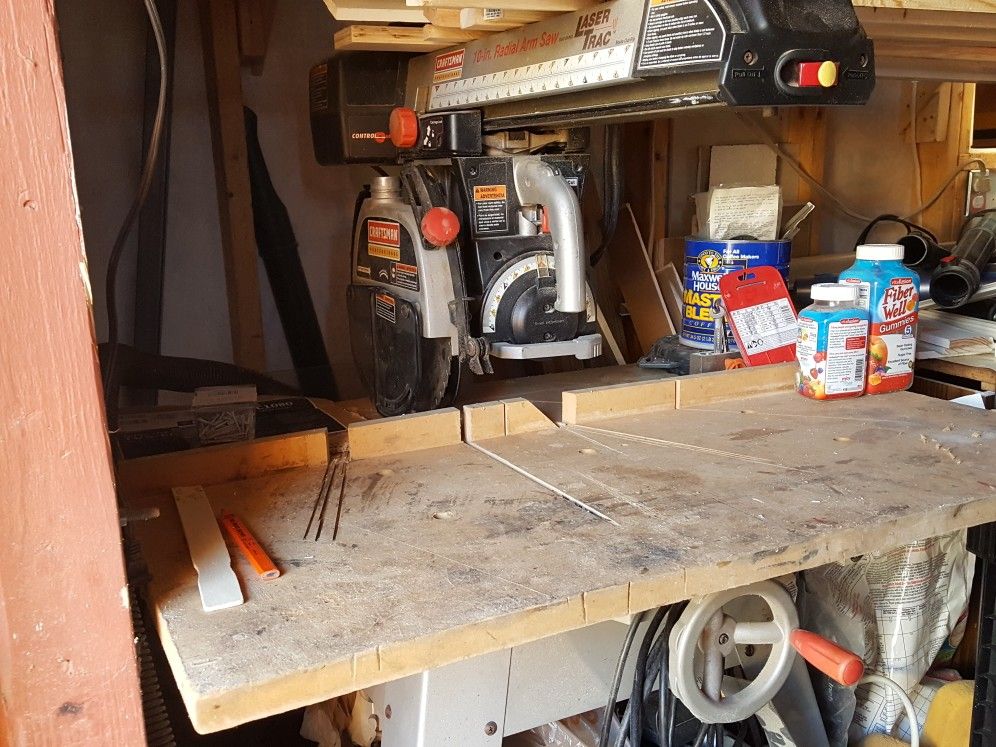 Craftsman 3 HP 10" Radial Arm Saw w/Lasertrac 22010
