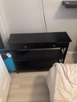 Entry way tables