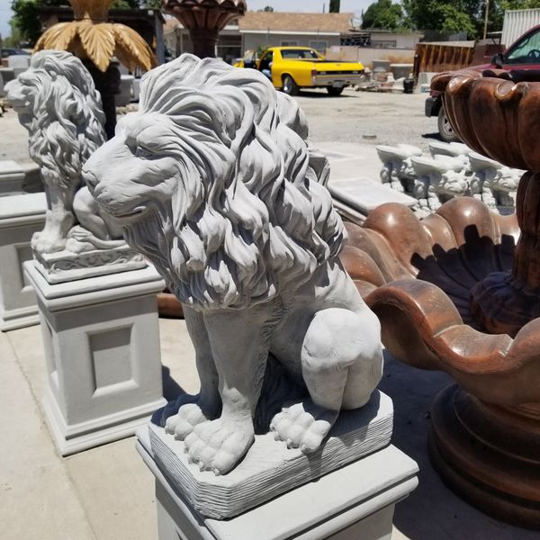 CONCRETE CEMENT LION STATUE WITH LARGE MANE 75 EACH for Sale in