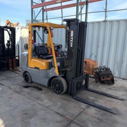 Forklift