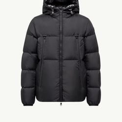 Moncler Puffer Size Large