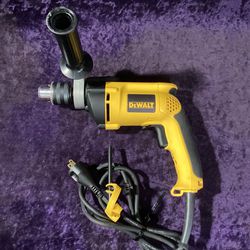 🧰🛠DEWALT 7.8 Amp Corded 1/2” Variable Speed Reversible Hammer Drill GREAT COND!-$85!🧰🛠