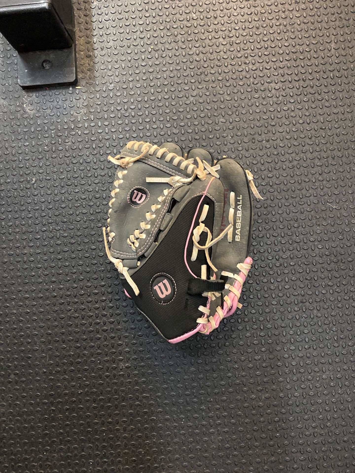 Youth softball glove girls