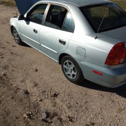 2004 Hyundai Accent