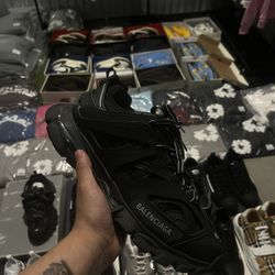 Balenciaga Track Runner