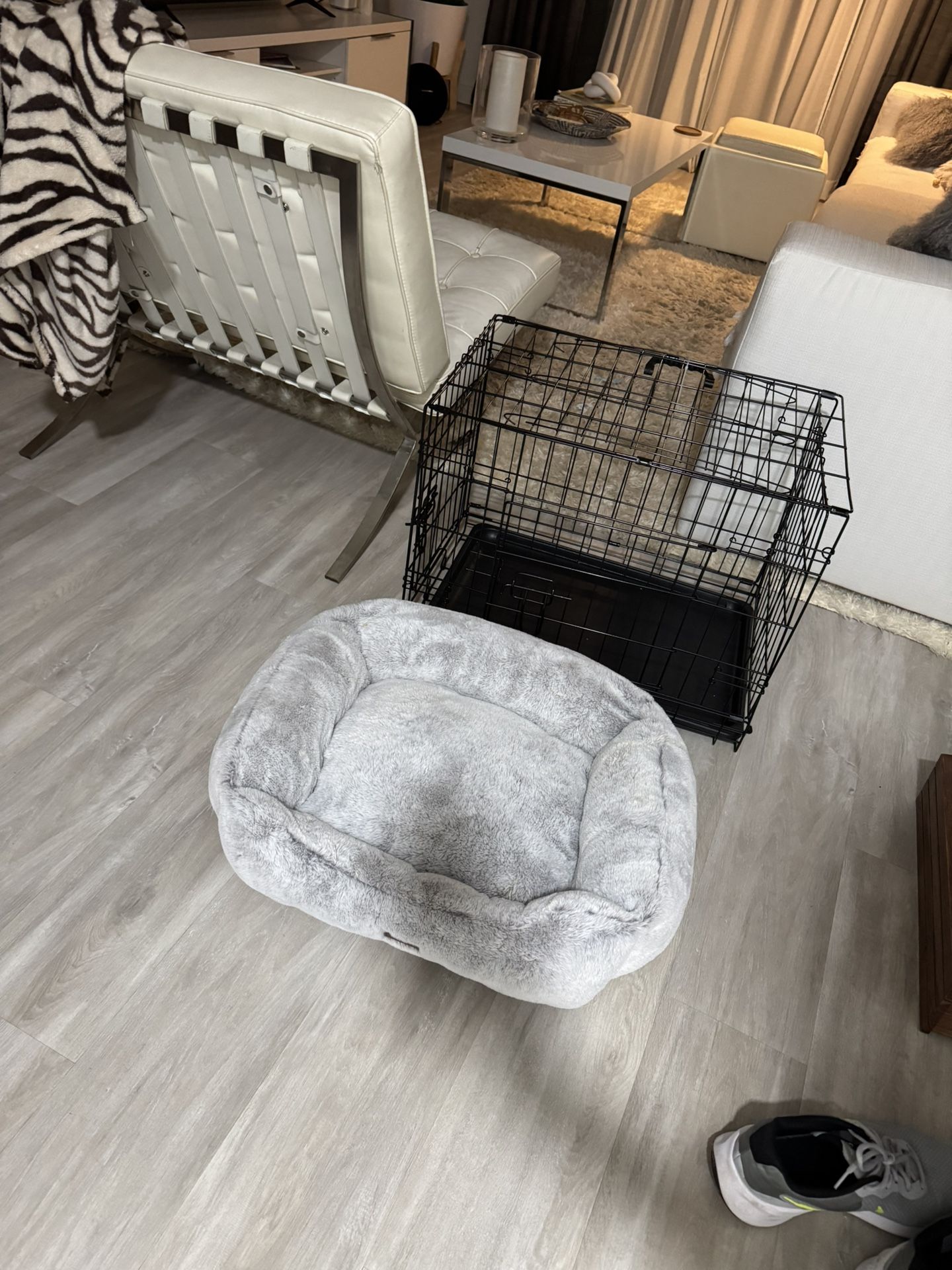 Dod Crate 24 Inch And Dog Bed