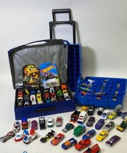 Collection Hotwheels, matchbox, hasbro, etc. Toy cars