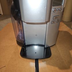 Coffee Maker K-Cup Like New $40