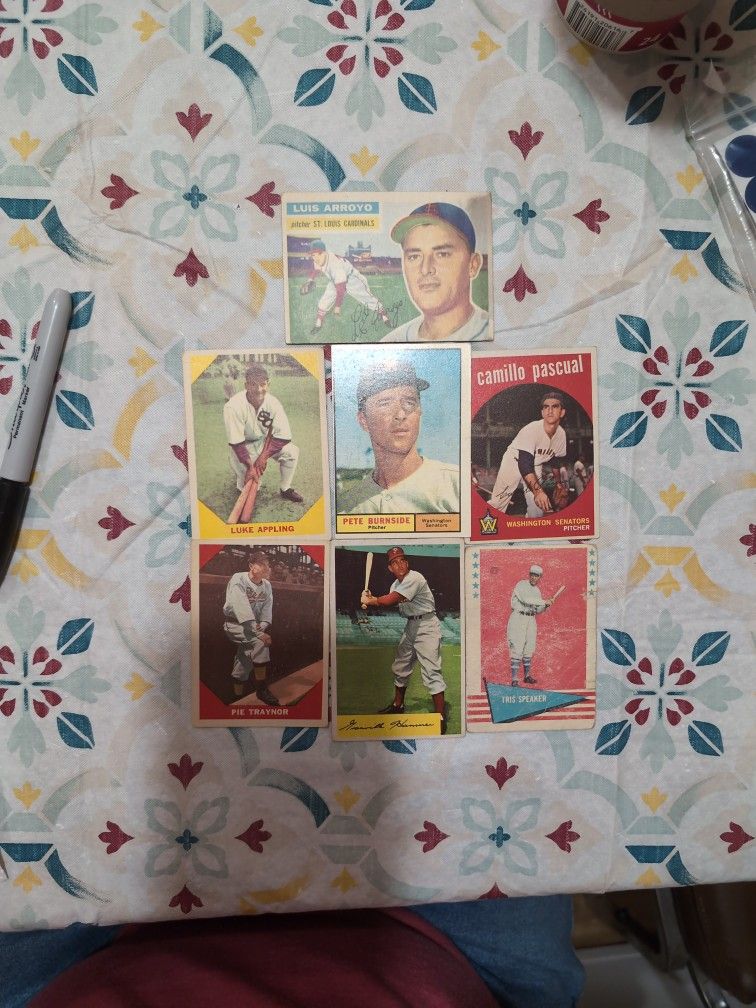 7- Card Lot All Vintage. (577)