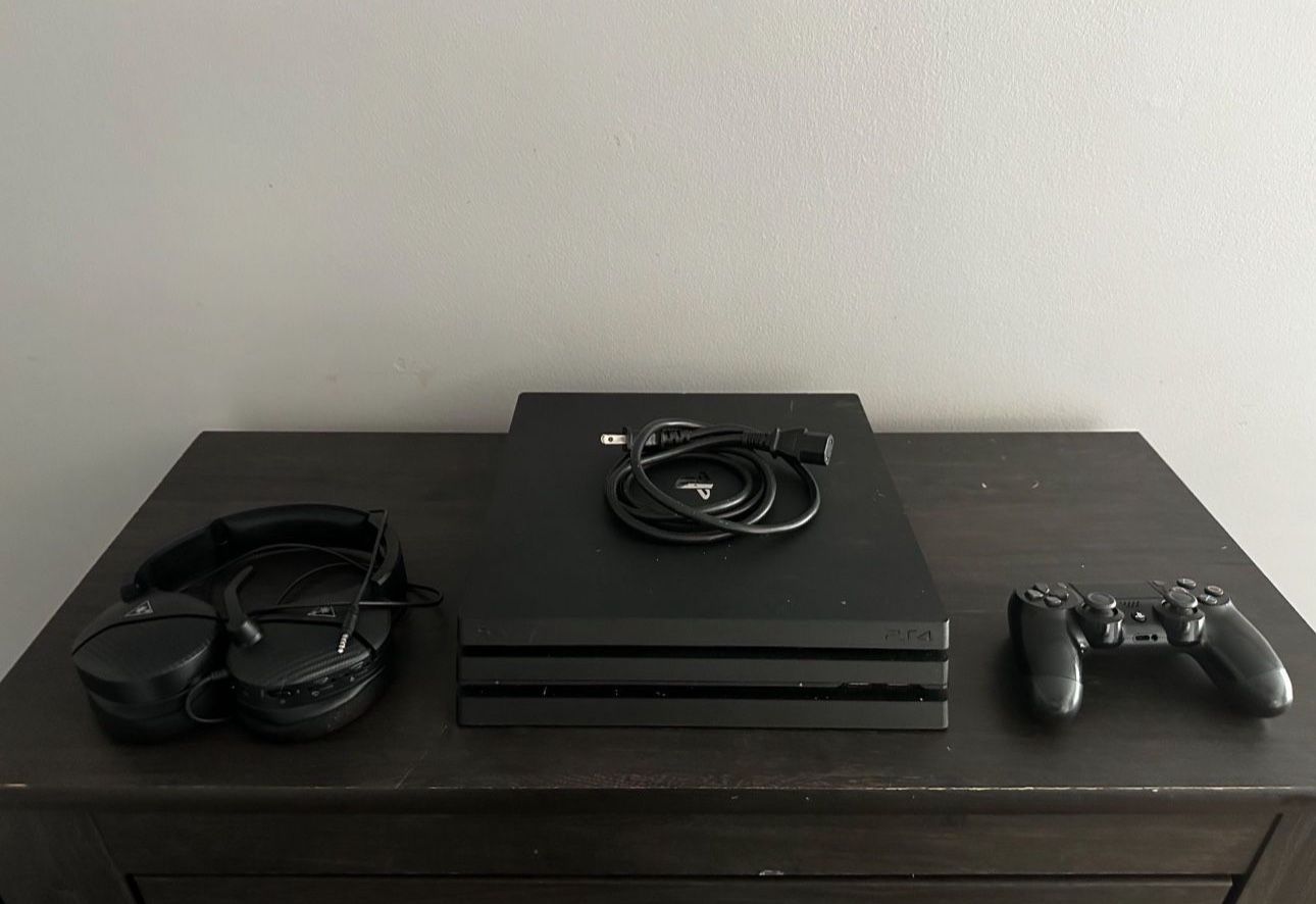 PS4 Bundle With Games