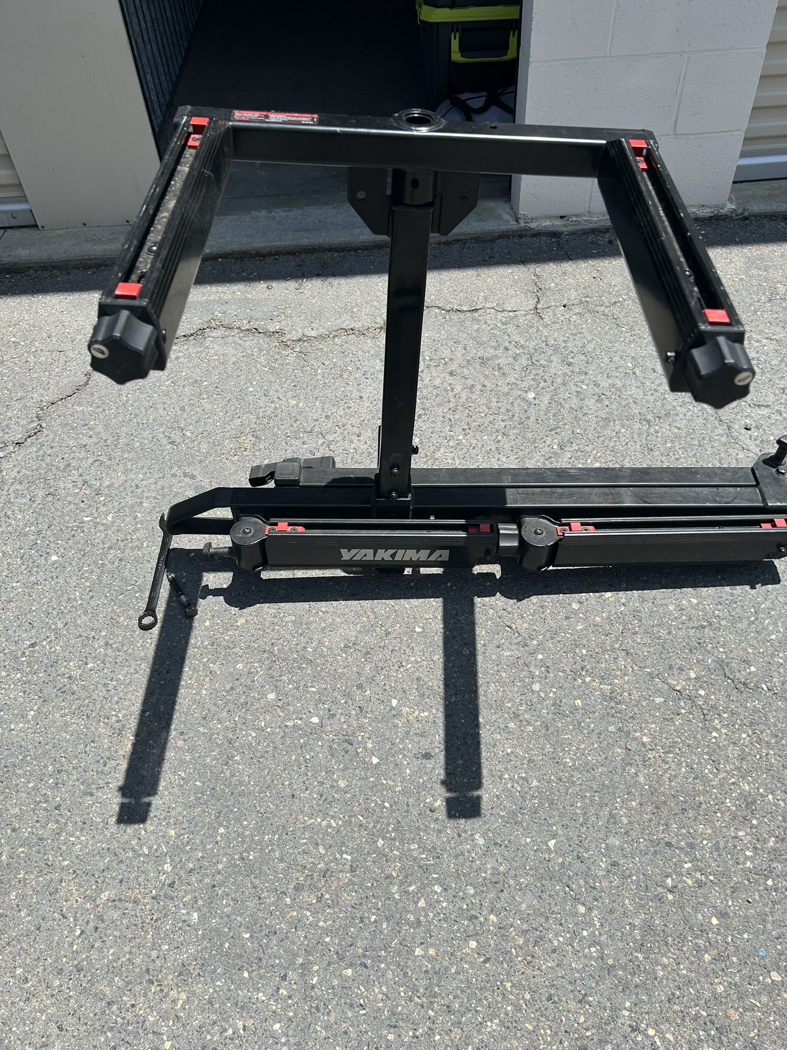 Yakima Exo System