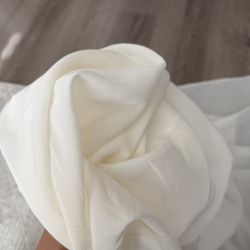 (15) Ivory Table Runners