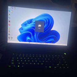 Alienware r5 m17