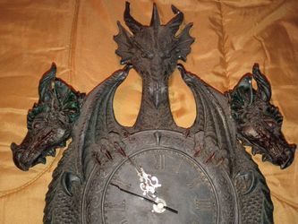 Gothic Three-Headed Dragon Wall Clock