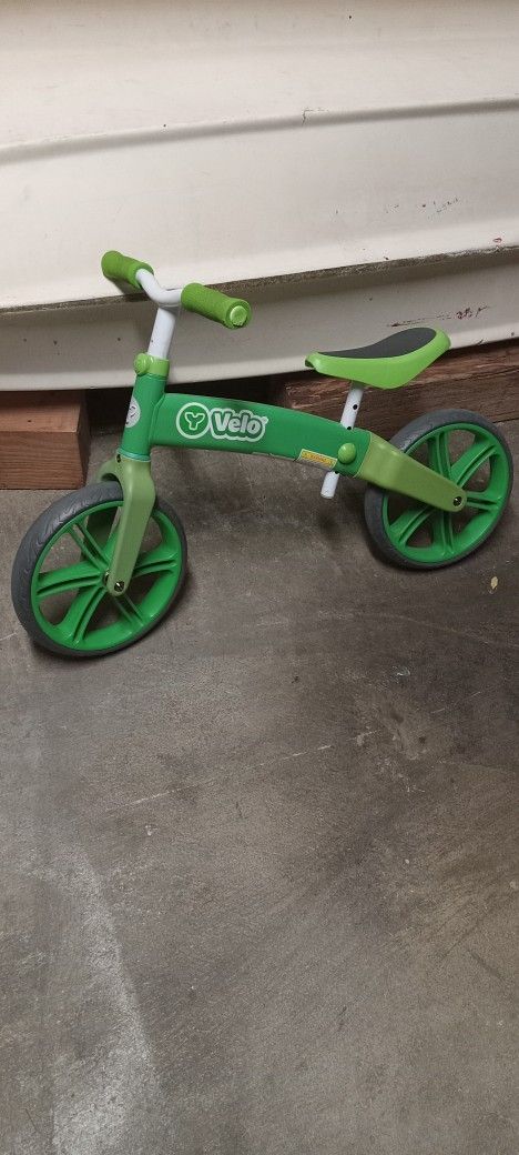 VELO Strider Bike