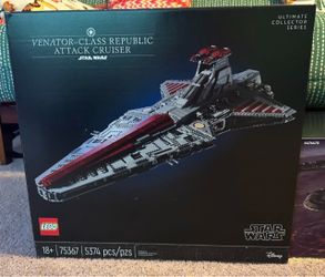 LEGO Star Wars UCS Venator-Class Republic Attack Cruiser 75367