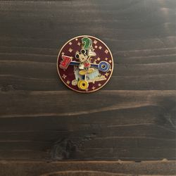 Disney pins