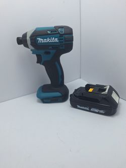 Makita 18V Cordless Impact Driver with Battery LXT