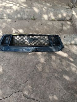 2024-25 Ford Mustang grill