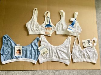 5 NEW  (Old Stock) Women’s Crop Bra Tops Sizes Large & X-Large Jockey w/  Tags