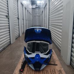 Fox Size Medium Dirt Bike Helmet