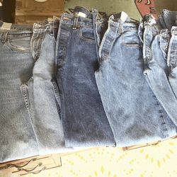 Levi’s 501’s Size 32/34 *Like New* 6 Pair