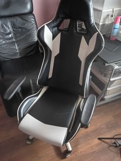 Gaming chair