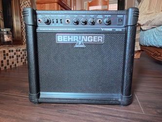Behringer V-Tone GM108 15-Watt Guitar Amp