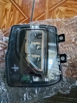 Chevy Silverado 1500 Fog Lamp Driver Side