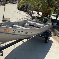 13 ft Aluminum Fishing Or Lobster/Crab Boat 