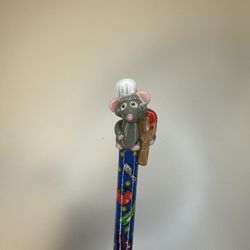 Remy crochet hook size f