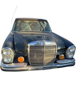 1971 Mercedes Benz w108 w109 sedan parts