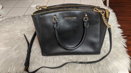 Michael Kors. Authentic