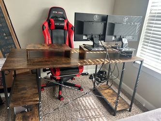 Desk and computer chair set