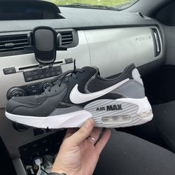 Black White And Gray Nike Air Maxes