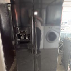 Black Whirlpool Refrigerator And Freezer