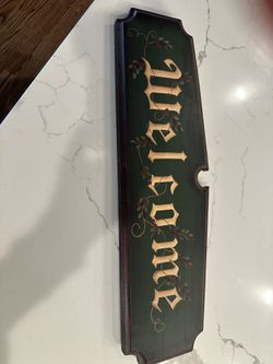 Cute Wooden Welcome Sign!